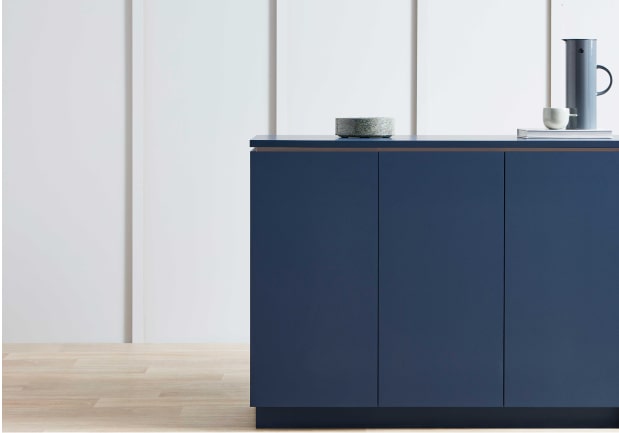 Navy blue kitchen design